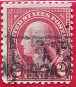 袁袁收藏美国邮票 1922-1925年 1923年 美国总统华盛顿 齿度11X11 量较少 23-4 信销 （1732年2月22日—1799年12月14日） 美国政治家、军事家、革命家，首任总统，美国开国元勋。1775年独立战争任大陆军总司令。1787年主持立宪会议，制定《美利坚合众国宪法》取代《邦联条例》。1789年当选美国总统，1793年连任。两届的任期中多有创举，任期结束后自愿放弃权力，