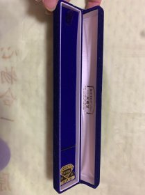 【海外回流  vintage中古】回流中古首饰盒  小年份  很实用  细节可见，仔细看好图片，尺寸如图，有瑕疵，介意勿拍，谨慎下单！出售不退！偏远地区邮费联系客服另算！