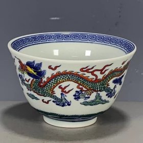 清代乾隆年制五彩龙凤主人杯茶杯