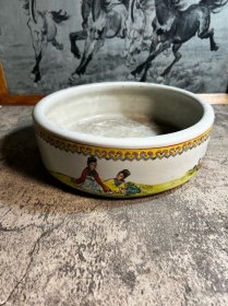 80年代，景德镇工艺瓷厂，手绘侍女笔洗一只y