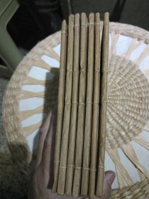 【线装书籍收藏，7本合售】大字足本 万病回春 卷一，二，三，四，五，，七，八卷合售 龚云林先生 大成书局印行【第一卷书边下侧有火烧糊边的痕迹，部分字缺失，品相看图自鉴】其他6册品相好，书边泛黄，内页干净自然旧，图片为实拍