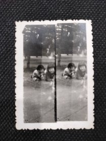 1970年代《老照片》小女孩的表情很丰富