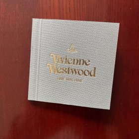 vivienne westwood（手表说明书）  TIME  MACHINE