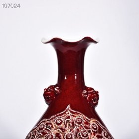 元霁红釉贴塑鸳鸯花卉纹兽耳花口玉壶春瓶
古董收藏瓷器