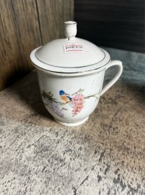 80年代，手绘花鸟，高白茶杯，盖磕