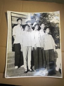 嘉兴市老照片南湖渡口革命烈士纪念馆集体留念照，尺寸25x29