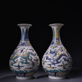 纯手绘斗龙瓷花瓶一对 画工精湛 器型精美 高23厘米 直径14厘米 重400克