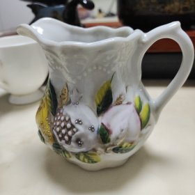 陶瓷鸭嘴杯