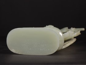 旧藏和田玉多臂佛