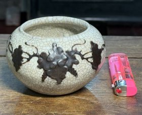 清中晚期哥釉铁绣花文房水洗（不议价！）