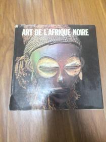 ART DE L，AFRIQUE NOIRE   雕塑  精装  品如图  21号柜