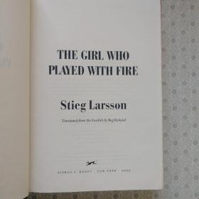 The Girl Who Played With Fire  Stieg Larsson   英语原版小说 毛边本