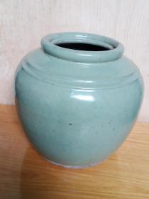 宜兴白砂绿釉罐