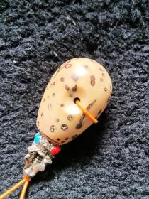 三通佛头一个2*3*4.8cm