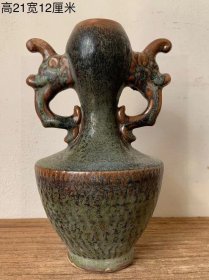 宋代茶叶末釉赏瓶，品相完好