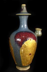 珍藏老瓷器包金镶宝石瓶