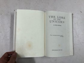 大32开精装英文原版 THE LORE OF THE UNICORN 独角兽的传说 (注:该书封面封底布面或为上手后加制)