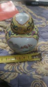 5.6.7出口黄釉山水人物小茶叶罐子