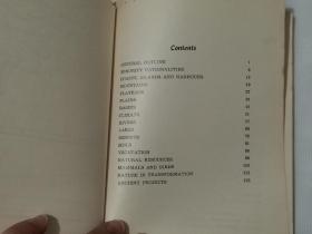 1974年中国地理知识（英文版），书背面盖有“湖北省外文书店购书纪念章”