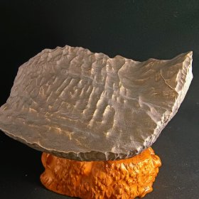 新疆吐鲁番鄯善地区戈壁滩特有石种—碳质金刚风凌陨石（疑似铜陨 微磁）重量：5公斤 观赏性极高