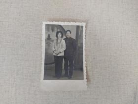 老照片 ：80年代订婚照