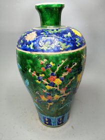 法花彩梅瓶