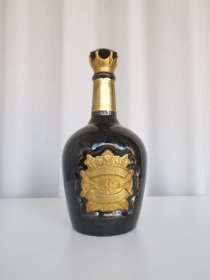 皇家礼炮38年酒瓶，700mL大酒瓶，稀少品。