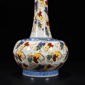清雍正粉彩描金多子葡萄纹赏瓶 32*19厘米