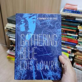 gathering blue （英文原版精装）