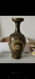 老窑茶叶沫釉瓶一个，做工精致漂亮，难得少见，品相完好