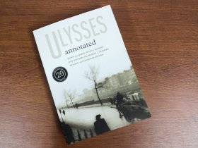 【2-3個月左右到貨 BOOK LOVERS專享269元】Ulysses Annotated: Revised and Expanded Edition 尤利西斯注釋版 超大開本 內(nèi)頁順滑厚重 英語英文原版 英語高階學(xué)術(shù)版
