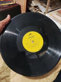 中国金曲榜，VoL一2。黑胶木唱片，8品缺外盒。