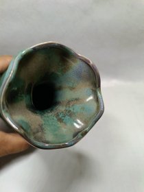 乡下收到古旧双耳瓶一个，品相完好尺寸见图！