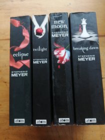 暮光之城英文版4册全：breaking dawn；new moon；eclipse；twilight（暮色、新月、月食、破晓）