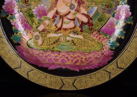 清雍正乌金釉珐琅彩描金唐卡人物盘子；3.8x43.3厘米