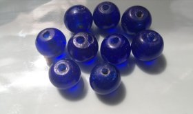 宝石蓝老琉璃珠9粒（直径1.7cm左右）