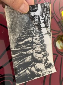 新华社六七十年代发稿照片-1911年11月美国借口保护领事馆派军在上海登陆，14*8厘米