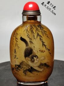 葉仲三，手绘猫鼻烟壶。