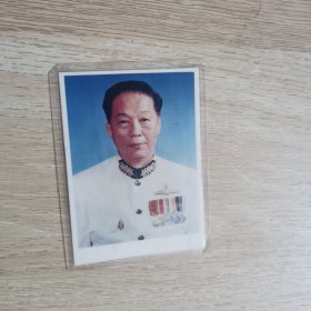 泰国知名华人 张翰书 签赠给南侨机工苏先生照片一张。