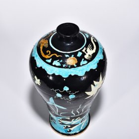 瓷器 明永乐珐华彩荷花花卉纹梅瓶 高38厘米 宽22厘米