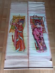 80年代“巾帼英雄”一对，品相如图，单张尺寸1.45米/38厘米，包老保真