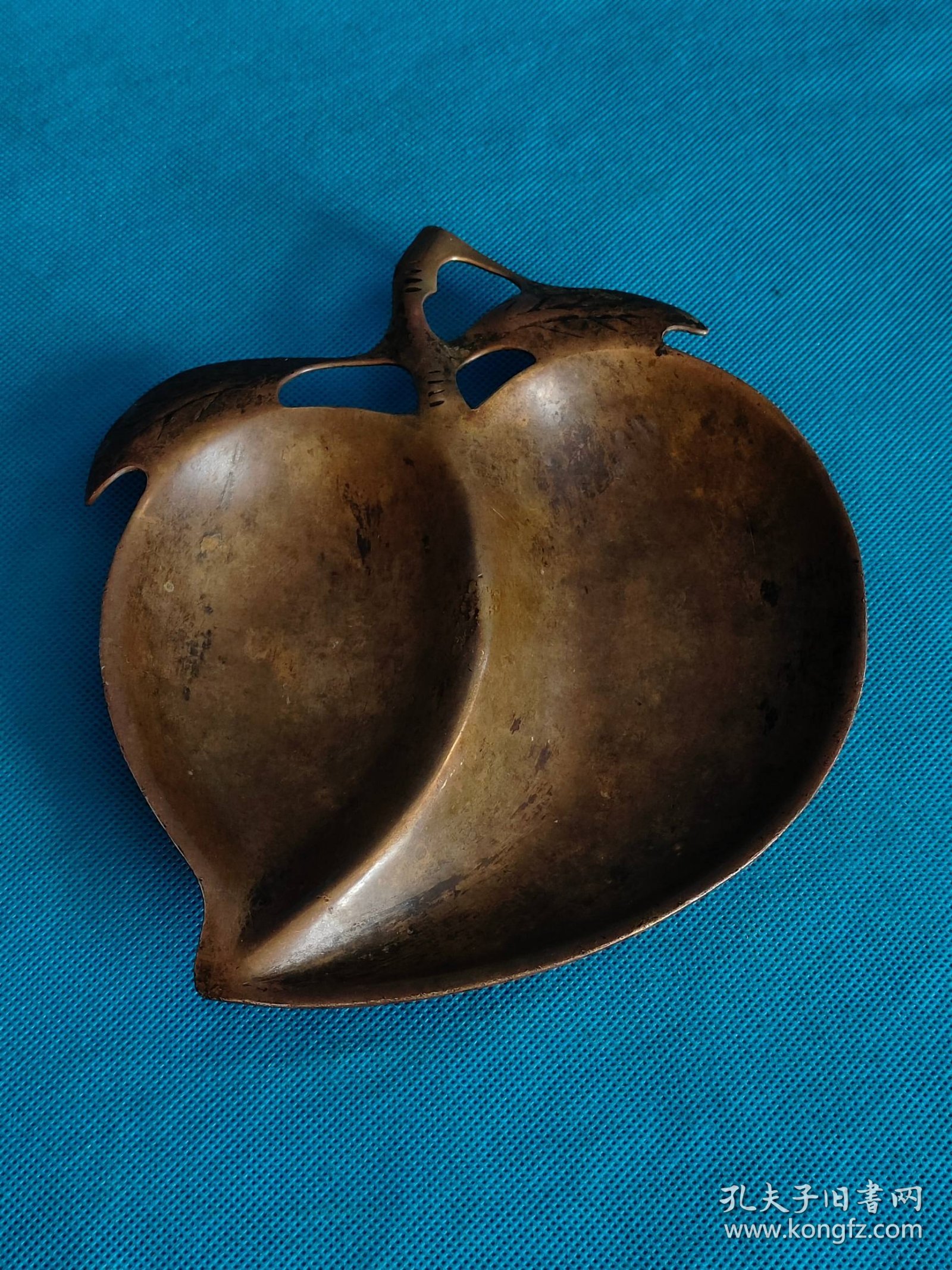 拆迁收来清代铜笔洗，包浆浓厚，完整无损，保老保真。