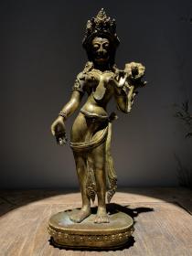 19世纪，大尺寸，尼泊尔藏传铜鎏金莲花手观音站像