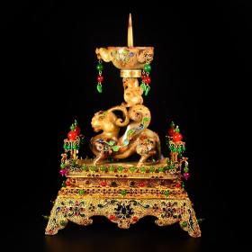 珍藏铜鎏和田玉金羊尊蜡台，精美绝伦，品相完美。重量：2006克，高度：36cm，宽度：24cm