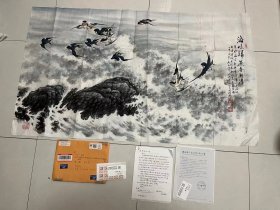 保真销售：美国华侨画家。杨鸿端。140*70。其作品搭成过神州七号飞船。附带来往信札资料等。此幅作品有文章发表