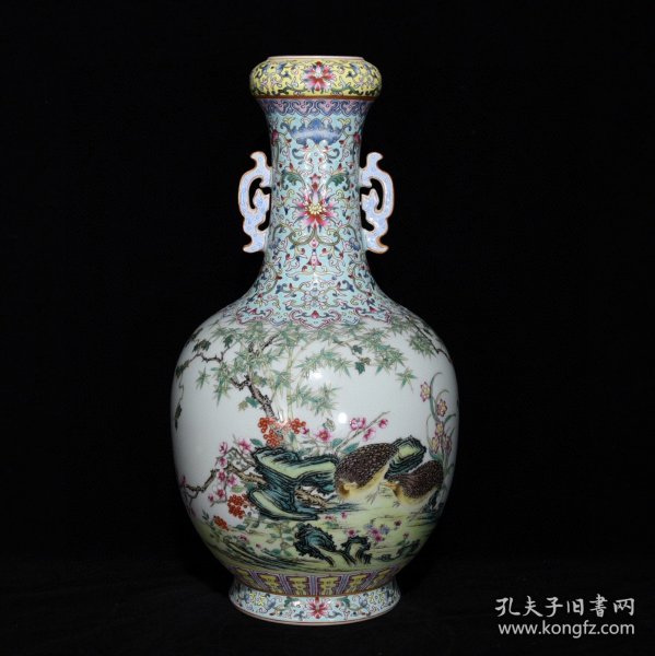 清乾隆粉彩安居乐业纹双耳蒜头瓶尺寸33*19厘米