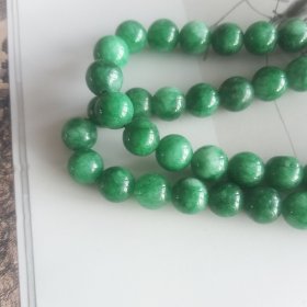 抵押贷物拍卖专场，重磅！颜色超级美！收到的糯干青玉石项链8mm。