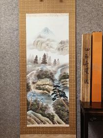 四神守护图(朱雀白虎青龙玄武)  绢本  元胜手绘 尺寸183CmX53Cm  一纸一桐木双重盒装
编号(B85)
保管完好！
所标实价，不议不包不换，谢谢哈！