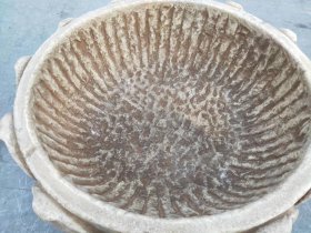 清代汉白玉莲花盆 包浆老辣，样式精美，品相如图