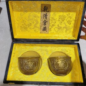 Z珍藏牛角碗一套，选材上乘，雕工精细，刻画形象生动，造型精致，成色如图。单个重232g